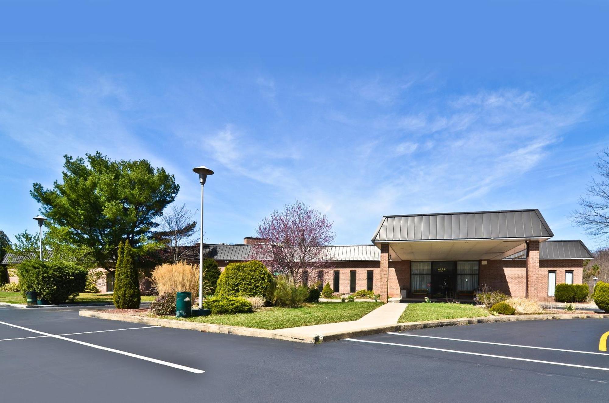 4 Top-Rated Budget Hotels In The Poconos